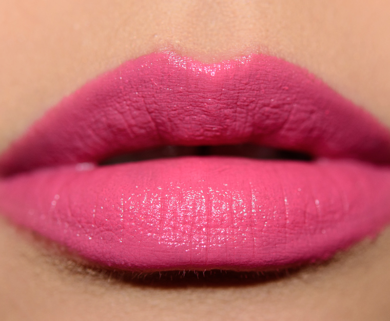 <p class="text-center">Tom Ford Beauty Pretty Persuasive Lip Color</p>