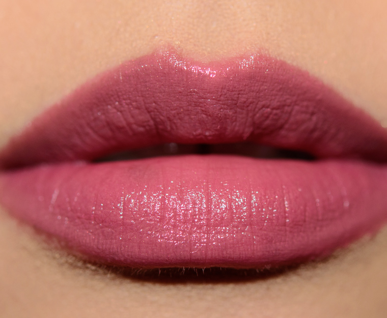 <p class="text-center">Tom Ford Beauty Sugar Glider Lip Color</p>