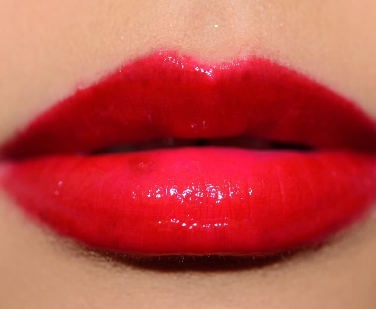 <p class="text-center">Tom Ford Beauty True Coral Patent Finish Lip Color</p>