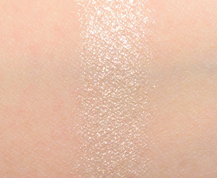 <p class="text-center">Urban Decay Angelfire Metallic Eyeshadow</p>
