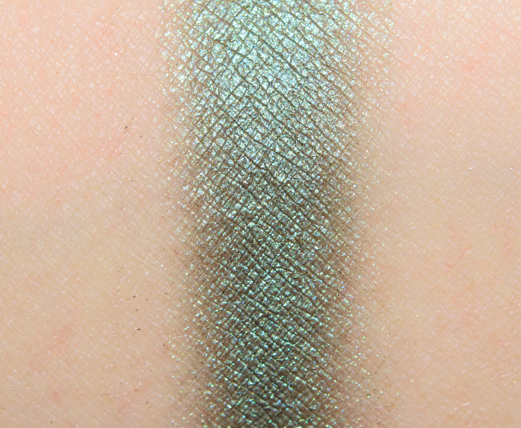 <p class="text-center">Urban Decay Mullet Metallic Eyeshadow</p>