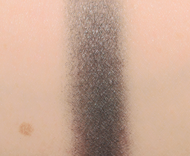 <p class="text-center">Viseart Cool Matte #8 Eyeshadow</p>