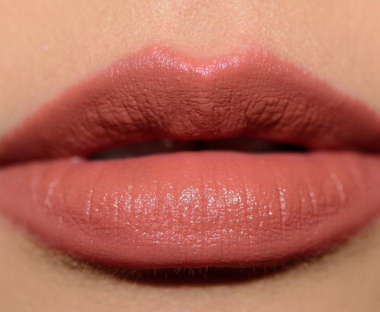 Giorgio Armani Dolce (202) Lip Maestro