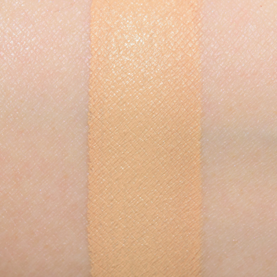 Huda Beauty Custard 220N FauxFilter Foundation Review & Swatches
