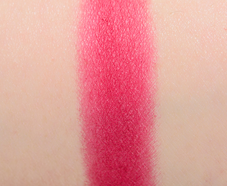 <p class="text-center">Huda Beauty Electric #9 Eyeshadow</p>