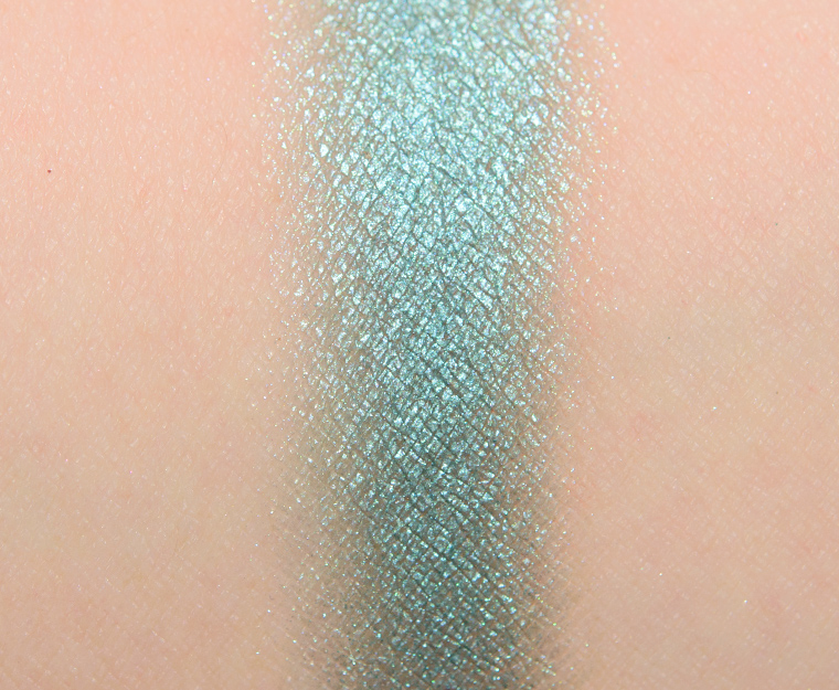 <p class="text-center">Kevyn Aucoin Amp Pro Eyeshadow</p>