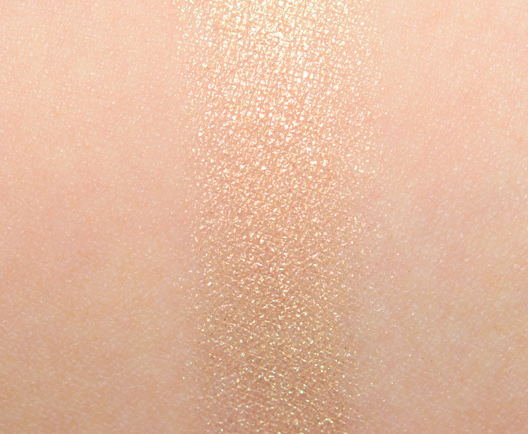 <p class="text-center">Kevyn Aucoin Beam Pro Eyeshadow</p>