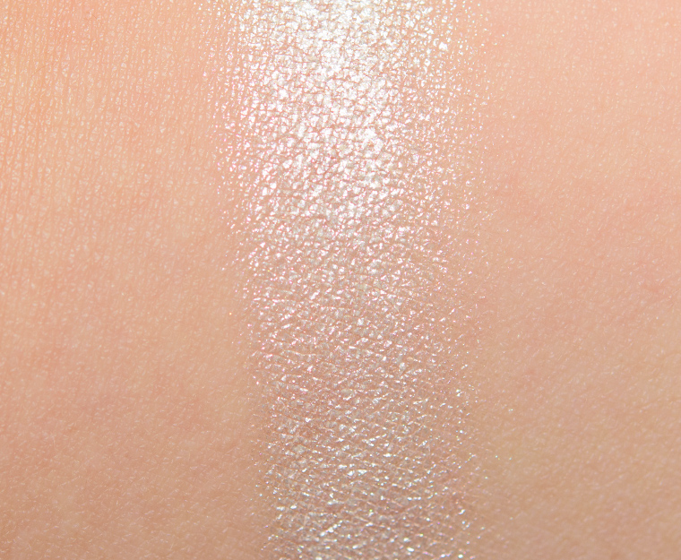 <p class="text-center">Kevyn Aucoin Light Pro Eyeshadow</p>