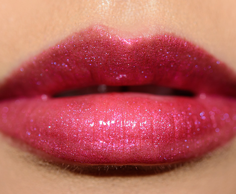 <p class="text-center">MAC Pearly Girl Grand Illusion Liquid Lipcolour</p>
