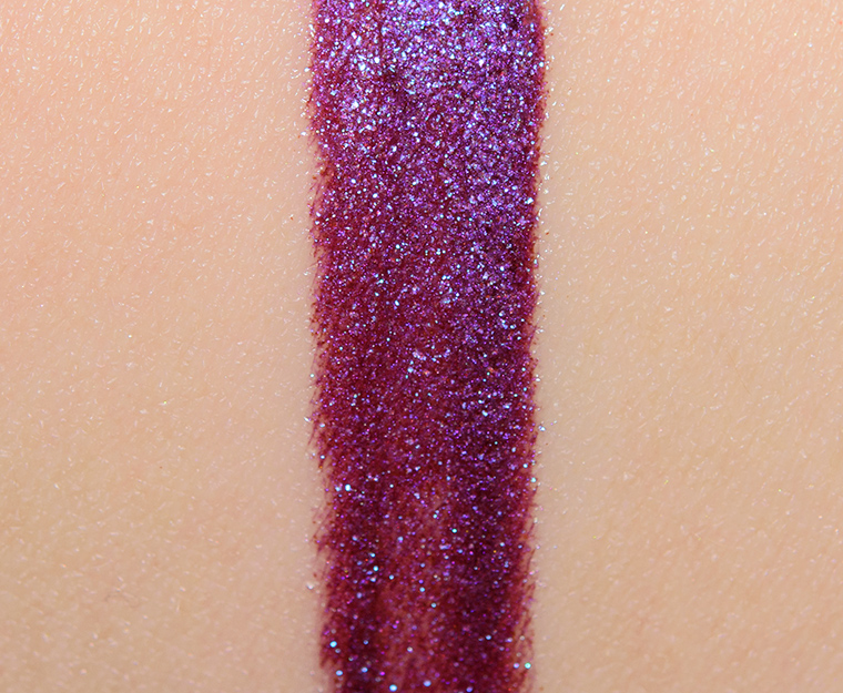 <p class="text-center">MAC Queen's Violet Grand Illusion Liquid Lipcolour</p>