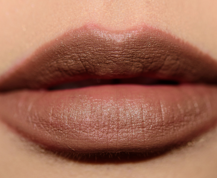 Maybelline Carnal Brown ColorSensational Powder Matte Lipstick