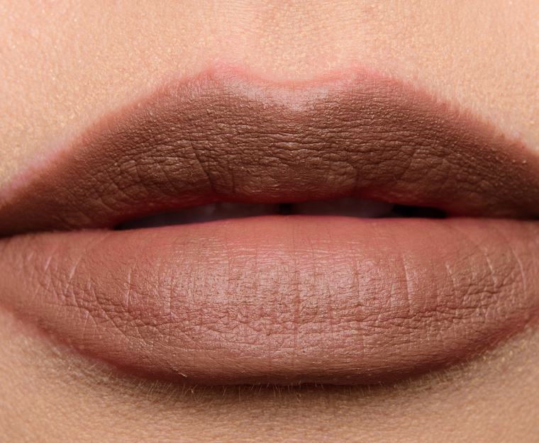 Maybelline Carnal Brown ColorSensational Powder Matte Lipstick