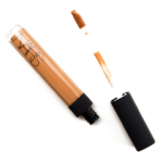 NARS Walnut Radiant Creamy Concealer