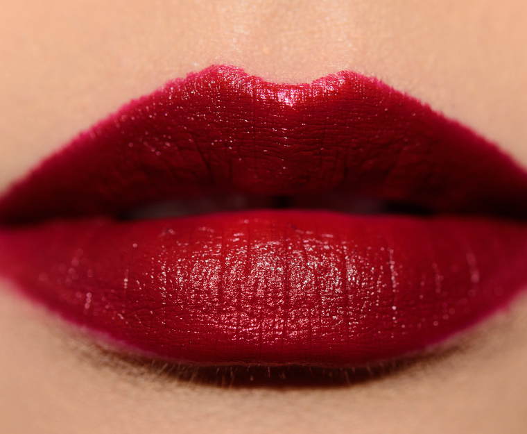 <p class="text-center">Pat McGrath 35MM LuxeTrance Lipstick</p>