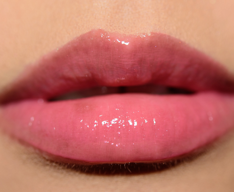 <p class="text-center">Chanel Sibylla (786) Rouge Coco Gloss</p>