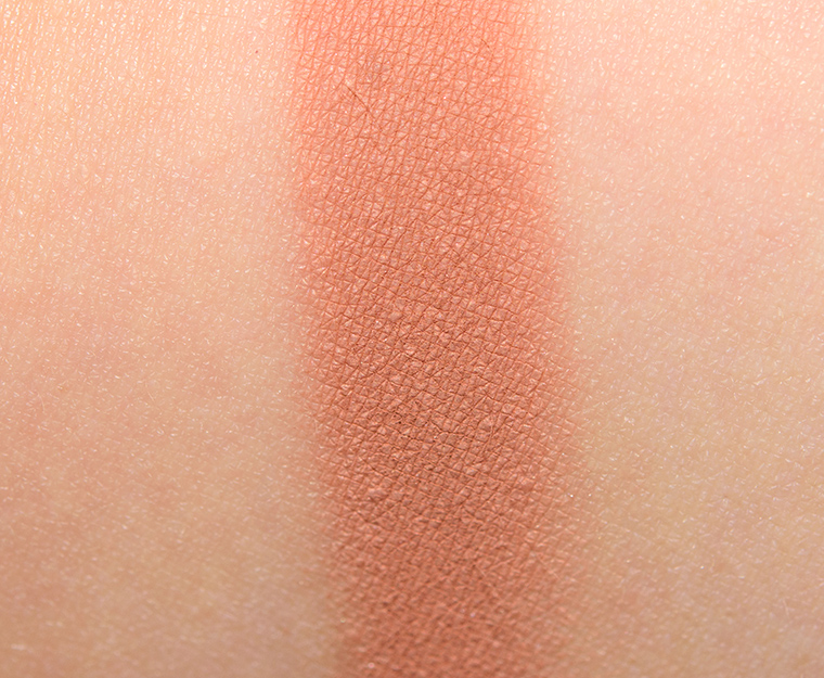 <p class="text-center">ColourPop Shooting Star Pressed Powder Shadow</p>