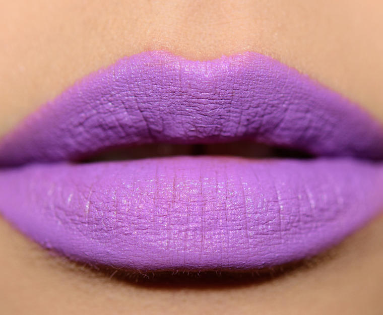 <p class="text-center">Fenty Beauty One of the Boyz Mattemoiselle Plush Matte Lipstick</p>