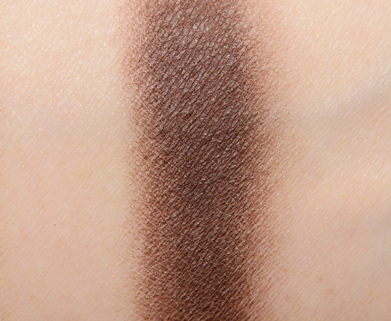 <p class="text-center">MAC Embark Eyeshadow</p>