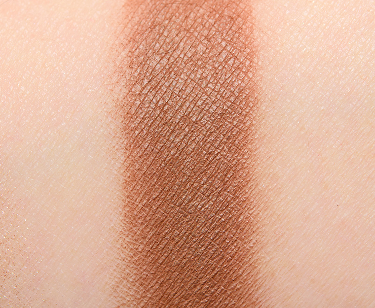 <p class="text-center">MAC Saddle Eyeshadow</p>