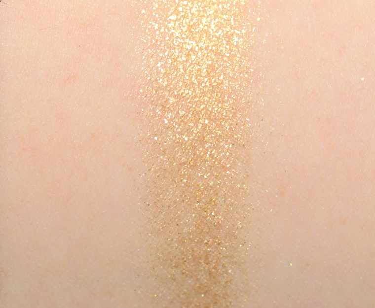 <p class="text-center">Make Up For Ever D410 Gold Nugget Artist Color Shadow</p>