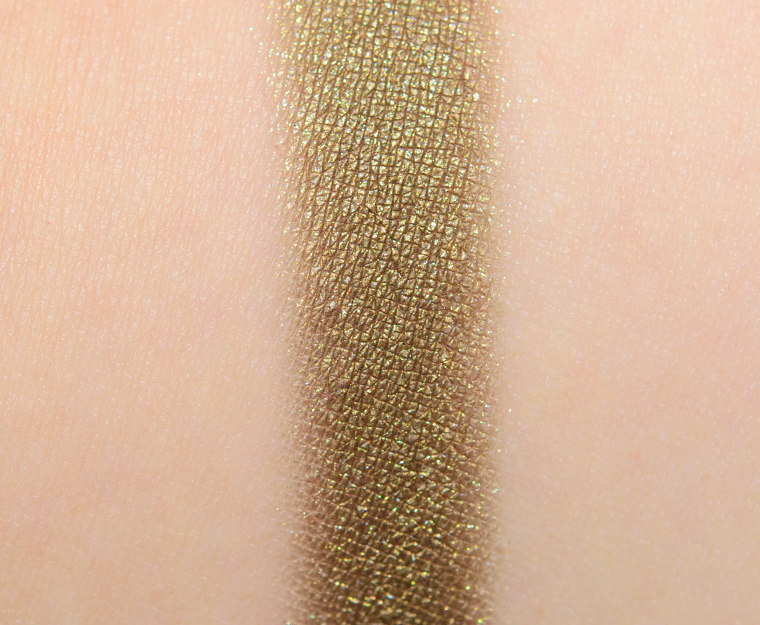 <p class="text-center">Make Up For Ever I328 Bronze Artist Color Shadow</p>