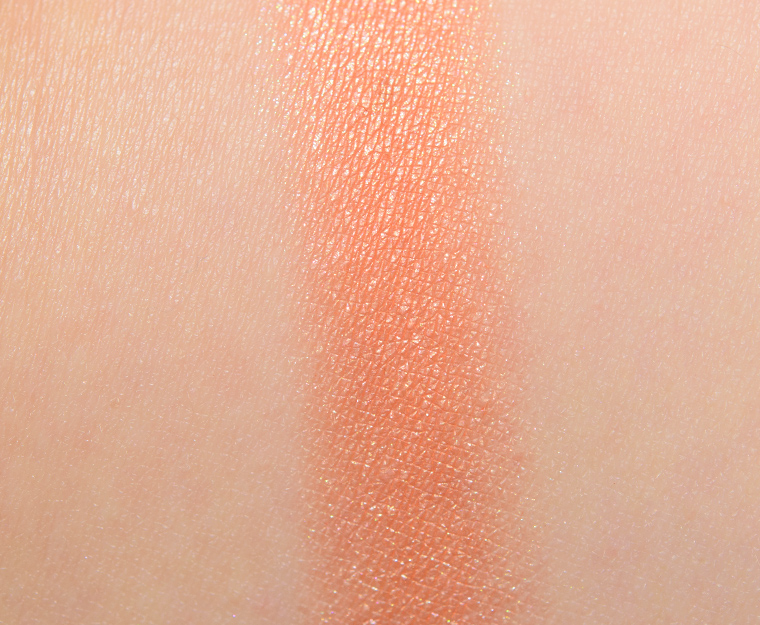 <p class="text-center">Make Up For Ever I722 Mandarin Artist Color Shadow</p>