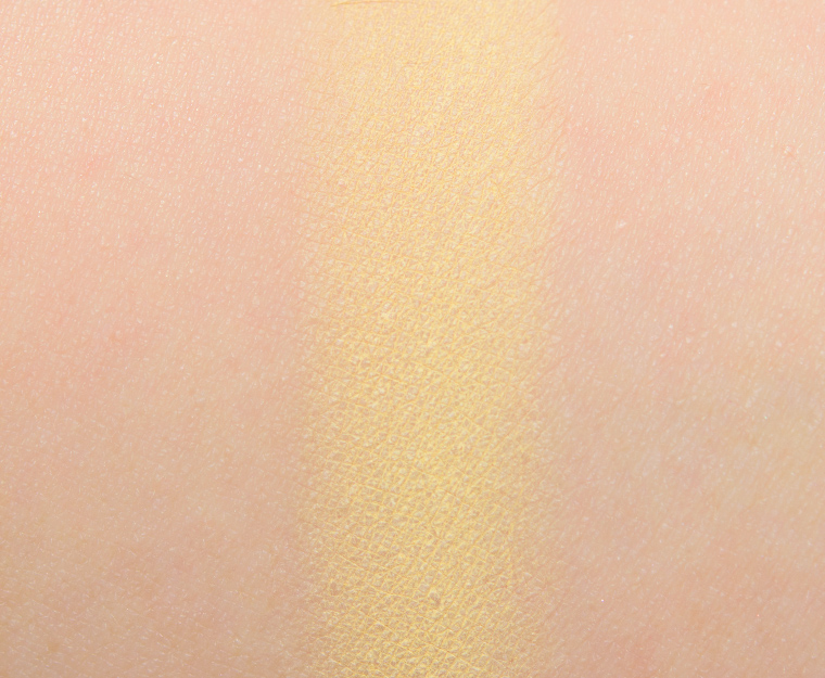 <p class="text-center">Make Up For Ever M405 Straw Yellow Artist Color Shadow</p>