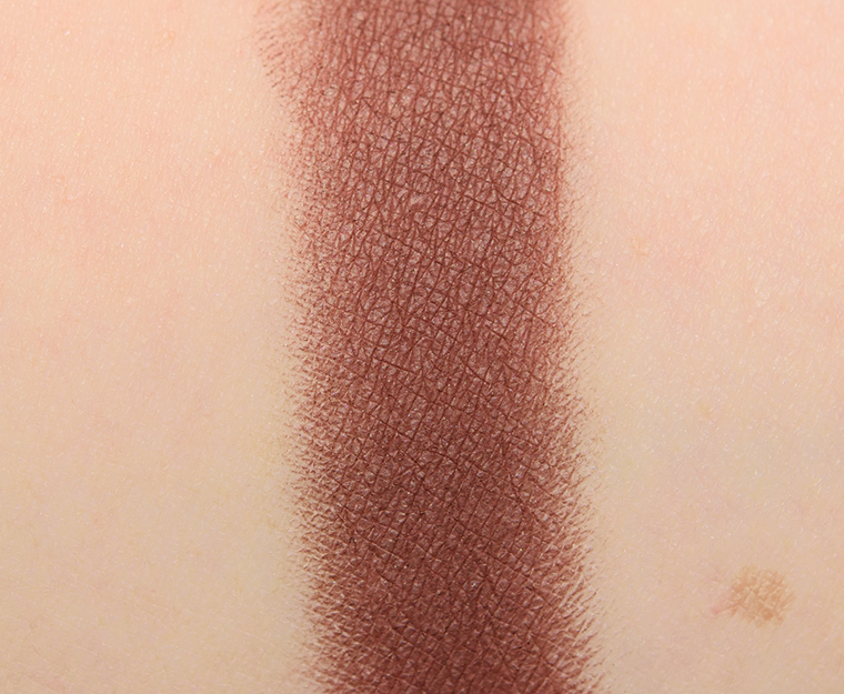 <p class="text-center">Make Up For Ever M608 Red Brown Artist Color Shadow</p>