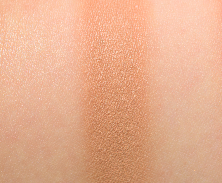 <p class="text-center">Make Up For Ever M650 Cookie Artist Color Shadow</p>