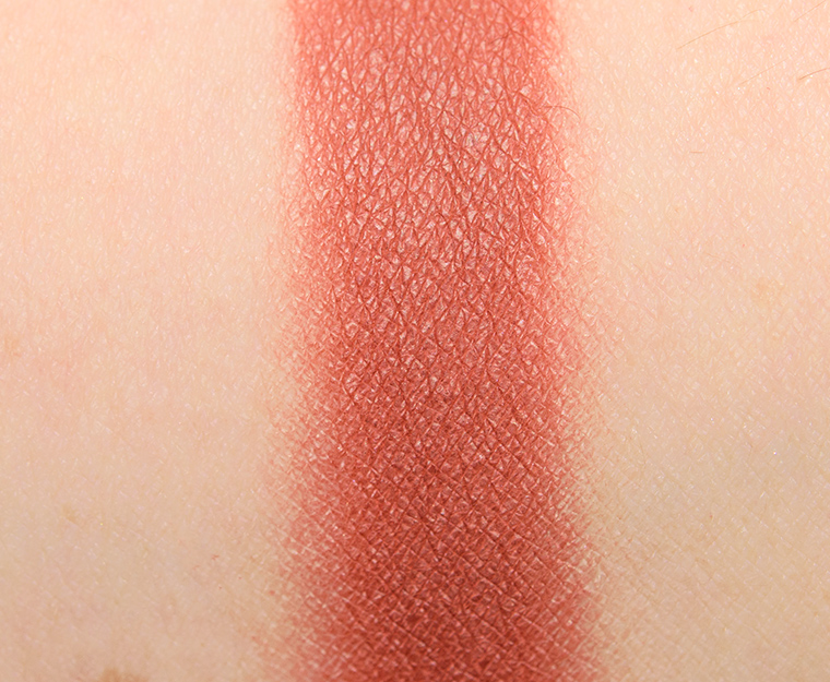 <p class="text-center">Make Up For Ever M738 Auburn Artist Color Shadow</p>