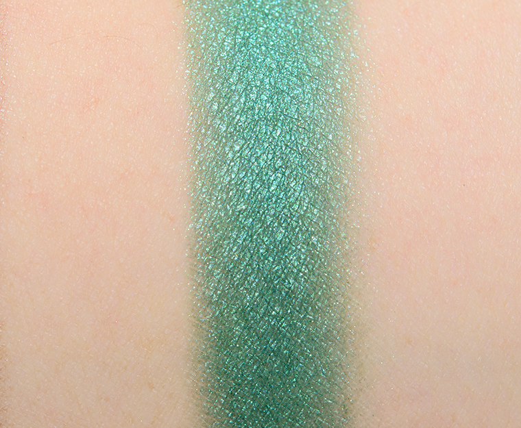 <p class="text-center">Make Up For Ever ME304 Emerald Artist Color Shadow</p>