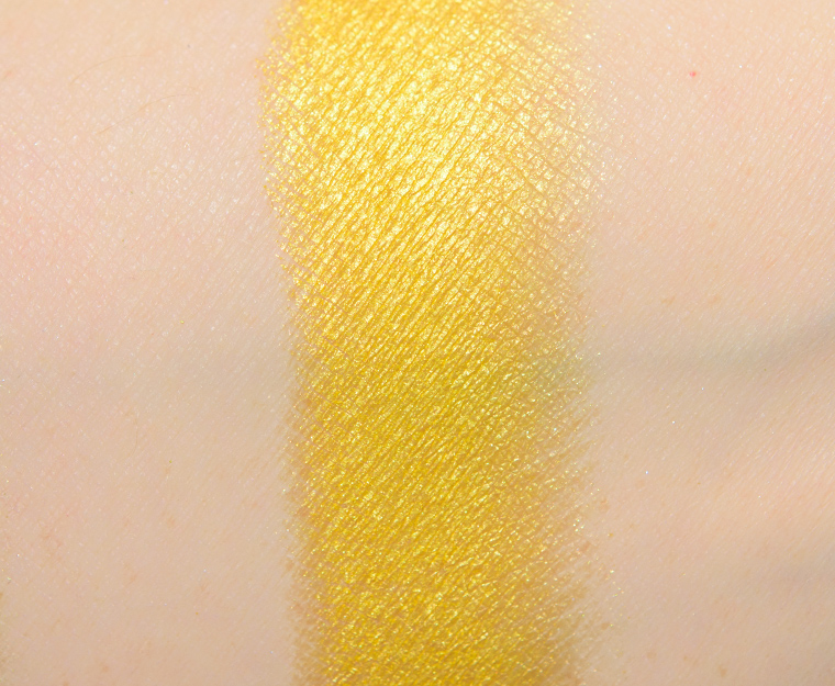 <p class="text-center">Make Up For Ever ME400 Buttercup Artist Color Shadow</p>