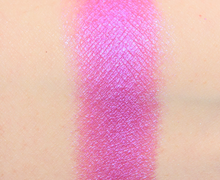 <p class="text-center">Make Up For Ever ME912 Orchid Artist Color Shadow</p>