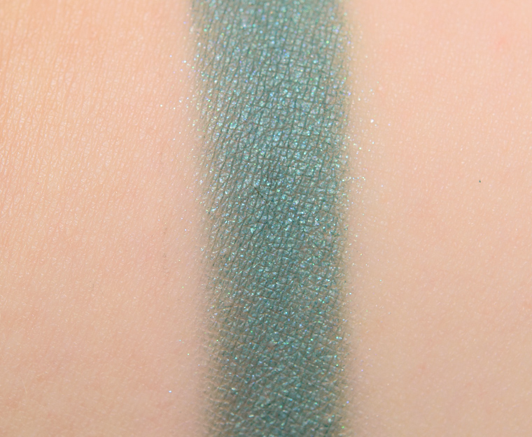 <p class="text-center">Make Up For Ever S238 Blue Cedar Artist Color Shadow</p>