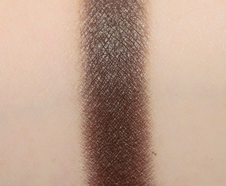 <p class="text-center">Make Up For Ever S622 Black Brown Artist Color Shadow</p>
