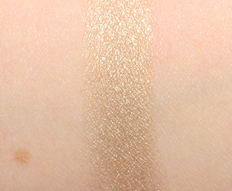 <p class="text-center">Wet 'n' Wild Comfort Zone #4 Color Icon Eyeshadow (2018)</p>