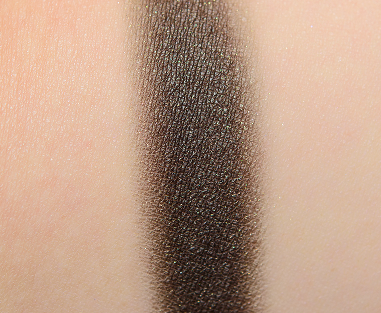<p class="text-center">Wet 'n' Wild Comfort Zone #7 Color Icon Eyeshadow (2018)</p>
