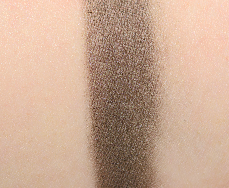 <p class="text-center">Wet 'n' Wild Lights Out #1 Color Icon Eyeshadow (2018)</p>