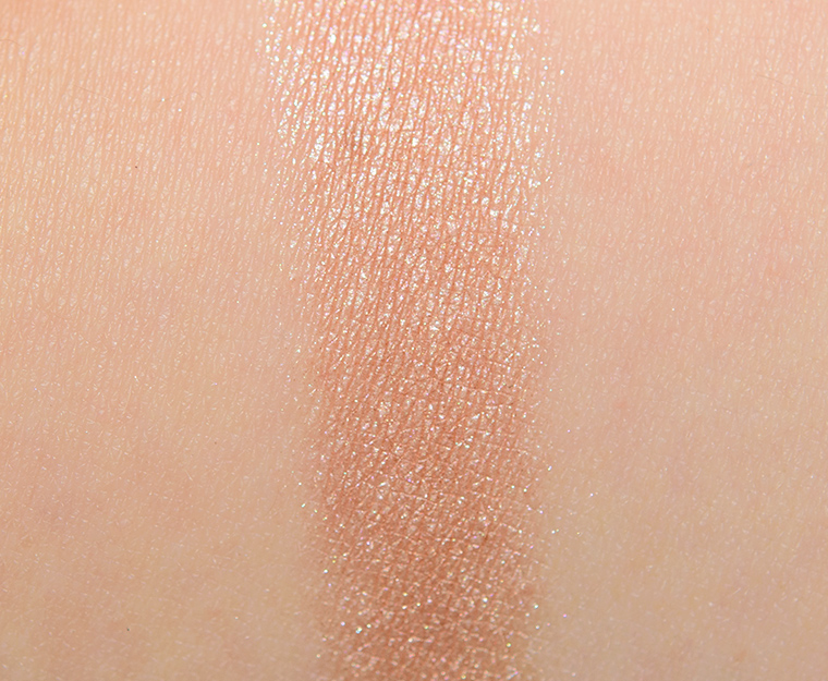 <p class="text-center">Wet 'n' Wild Nude Awakening #4 Color Icon Eyeshadow (2018)</p>