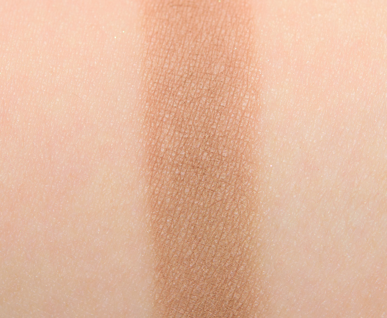 <p class="text-center">Wet 'n' Wild Rose in the Air #6 Color Icon Eyeshadow (2018)</p>