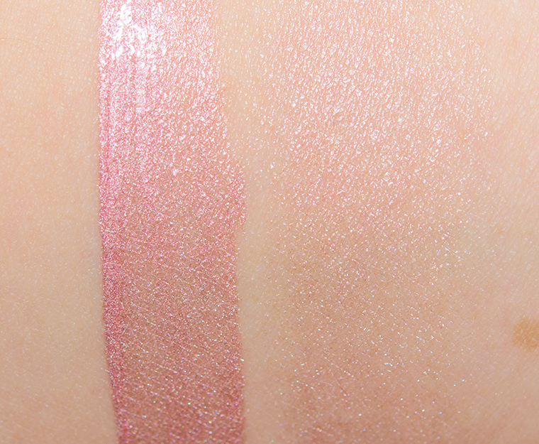 <p class="text-center">Wet 'n' Wild Rosy and Ready MegaGlo Liquid Highlighter</p>