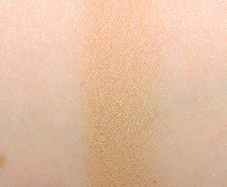 <p class="text-center">Wet 'n' Wild Walking on Eggshells #1 Color Icon Eyeshadow (2018)</p>