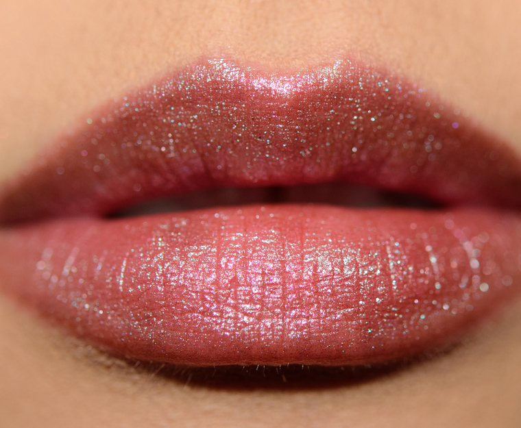<p class="text-center">Bite Beauty Oyster Pearl Prismatic Multistick</p>