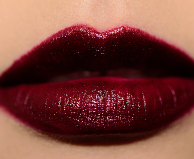 <p class="text-center">KVD Beauty Motorhead Studded Kiss Crème Lipstick</p>