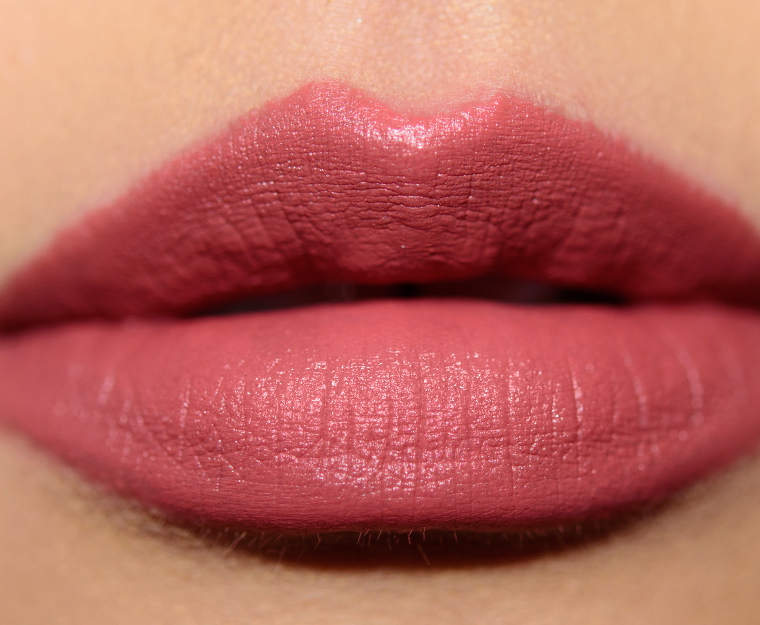 <p class="text-center">KVD Beauty OG Lolita Studded Kiss Crème Lipstick</p>