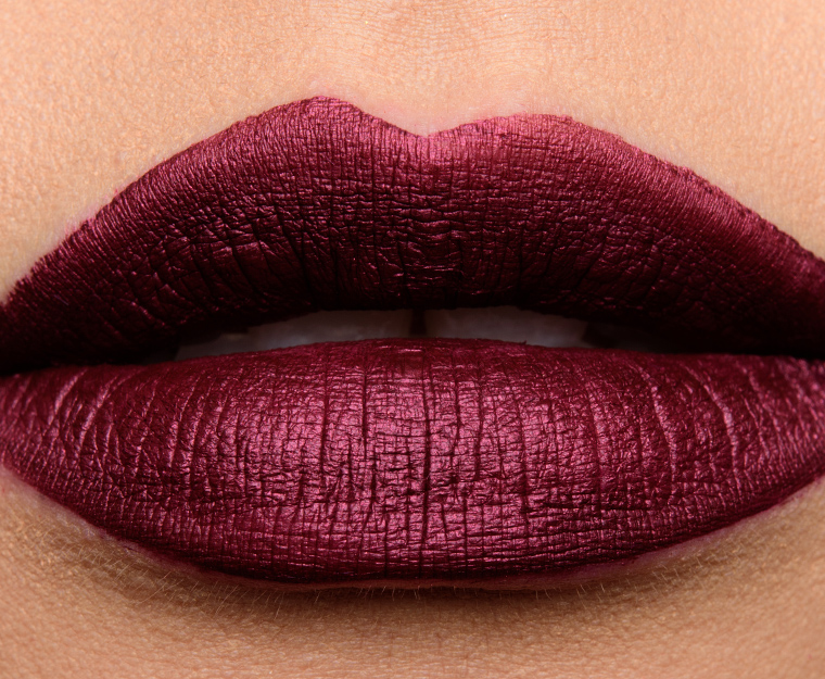 MAC Crowned Retro Matte Liquid Lipcolour Metallic
