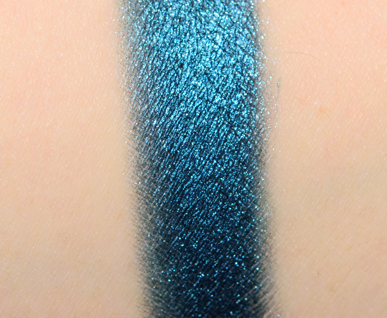 <p class="text-center">Pat McGrath Lapis Luxury EYEdols Eyeshadow</p>