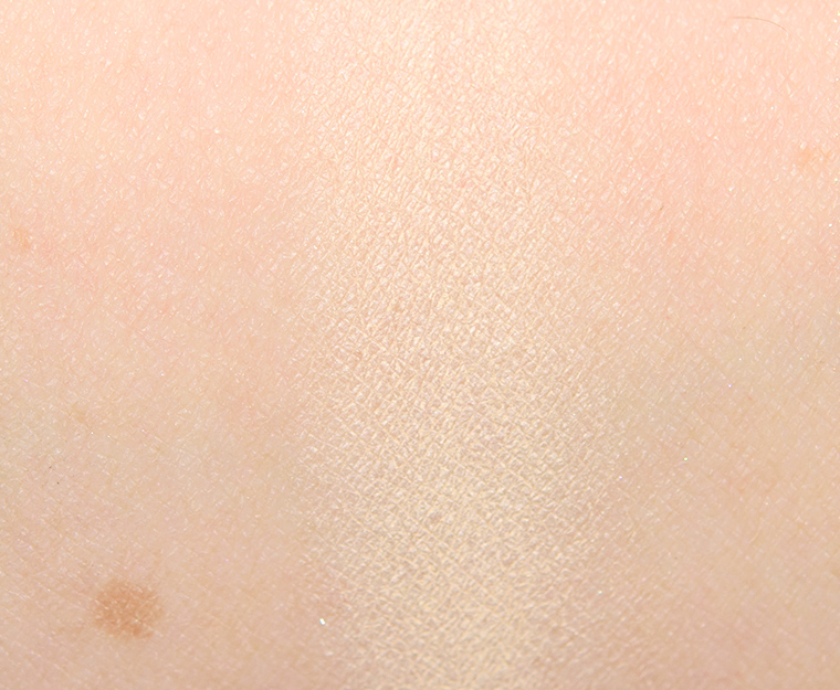 <p class="text-center">Smashbox Vanilla Photo Edit Eye Shadow</p>