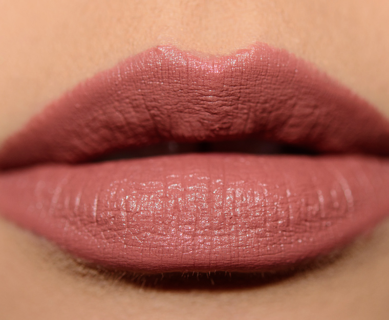 <p class="text-center">Urban Decay Bun Bun Vice Lipstick</p>