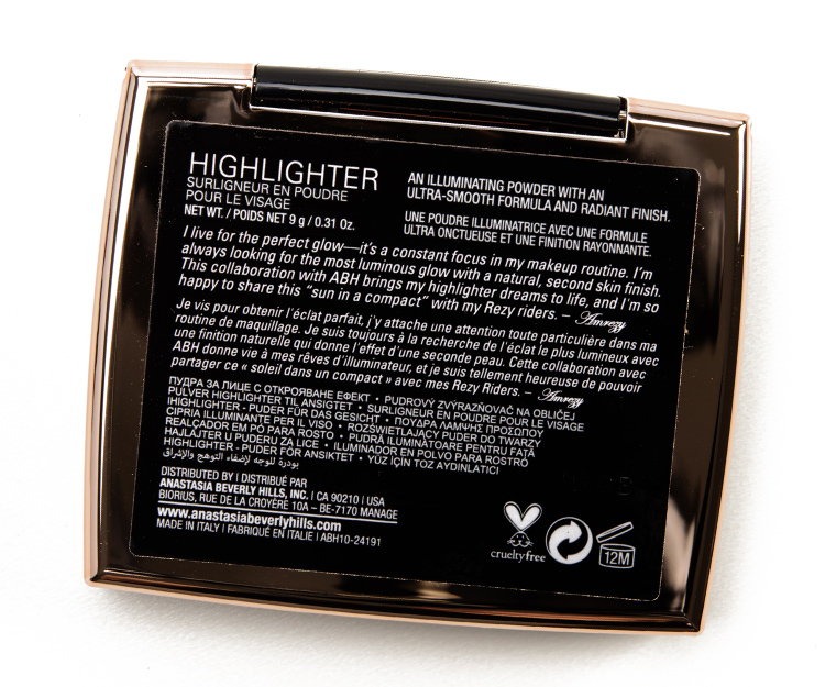 Anastasia Amrezy Highlighter